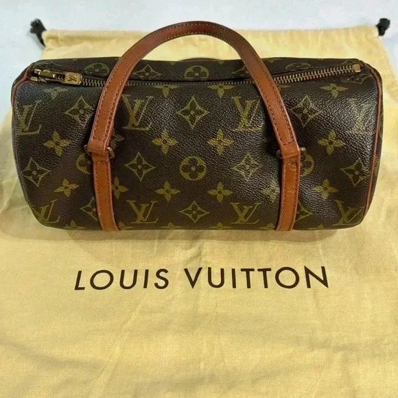 Louis Vuitton Handbags - Louis Vuitton PM Papillon 26 Bag Monogram Vintage Authentic w/ Dust Bag